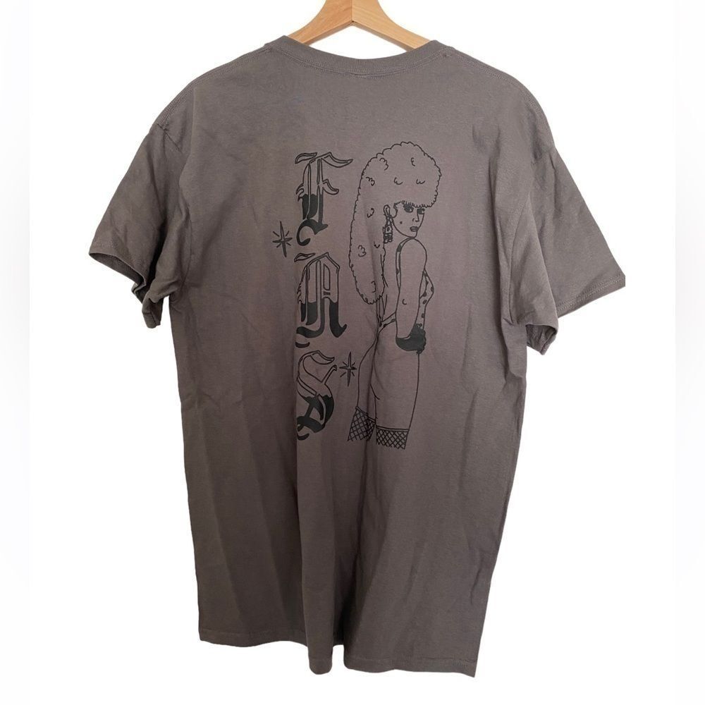 NWT 40s & Shorties Gray Tee Shirt Size Large